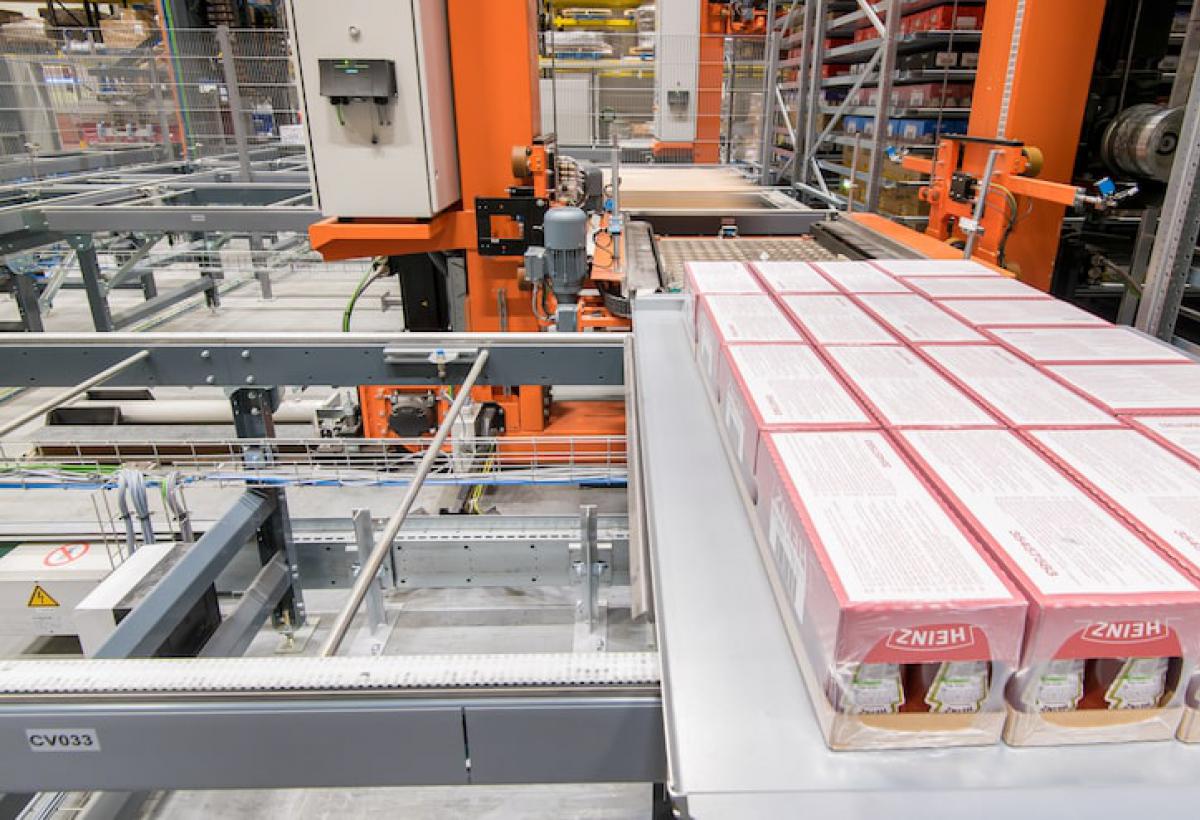 De Lalesse miniload magazijnkraan verwerkt uw kleingoed.