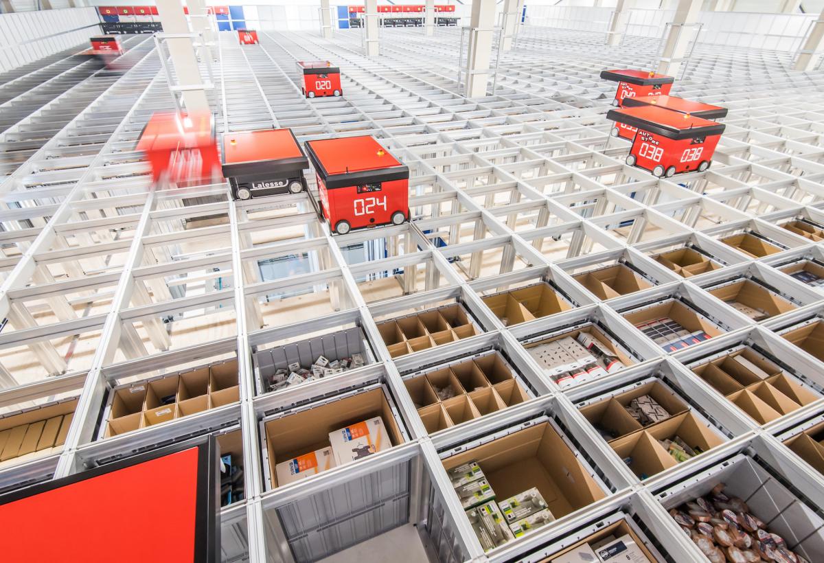 Het AutoStore systeem van Lalesse.