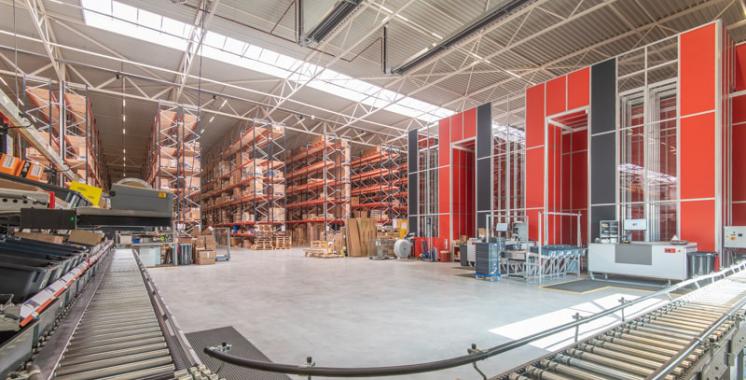 AutoStore en transportbaan